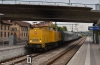 203 303 und 203 316 mit Unkrautspritzzug